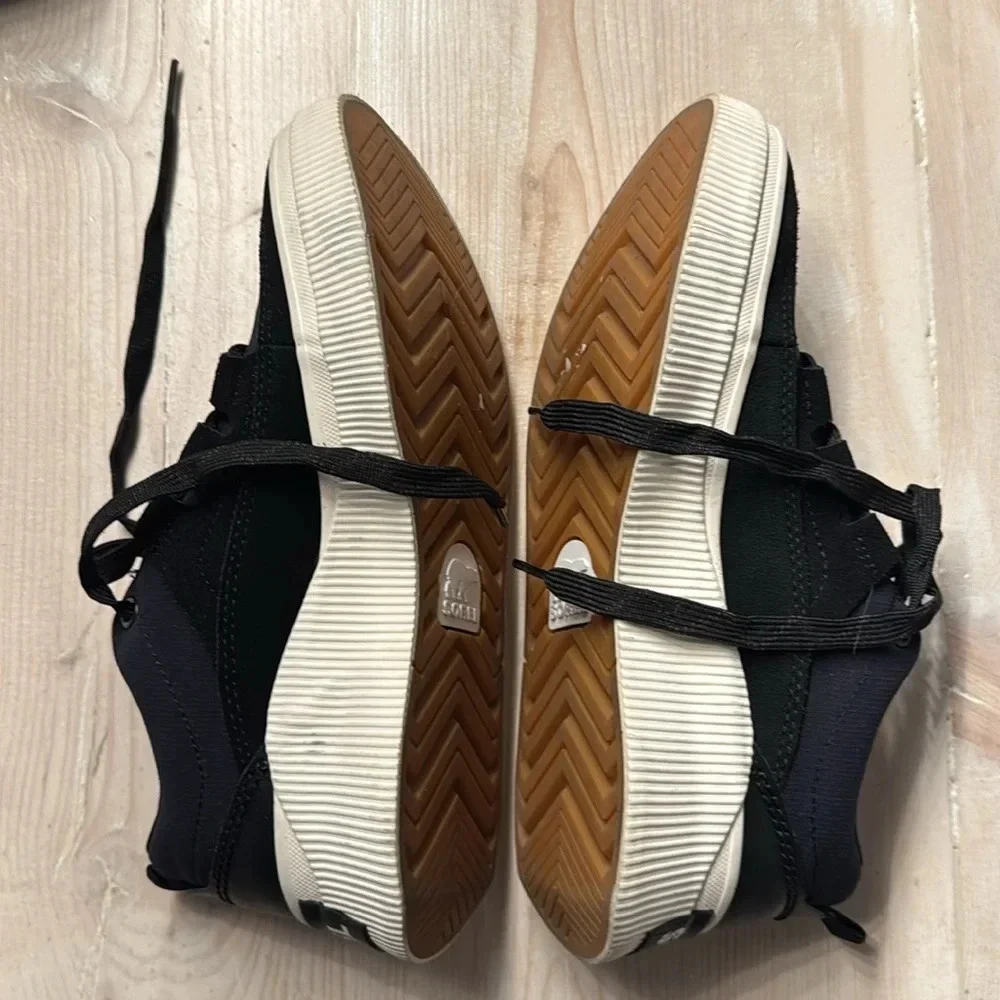 Sorel sneakers